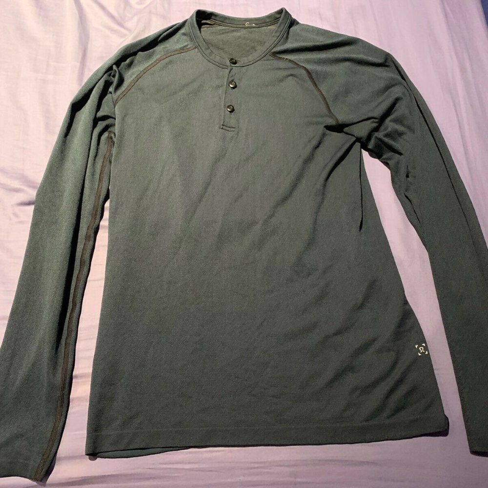 Lululemon Men’s Metal Vent Tech Long Sleeve Henley - Turqoise, Small